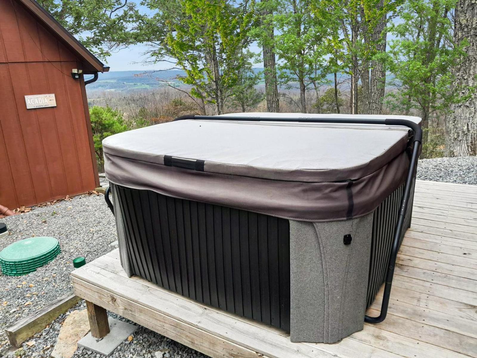 Mountaintop Views, Hot Tub, Deck, Fire Pit & Wifi Augusta Esterno foto