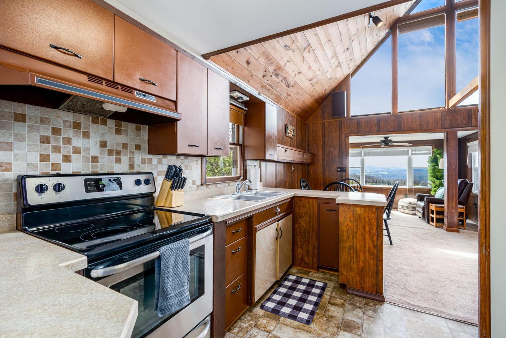 Mountaintop Views, Hot Tub, Deck, Fire Pit & Wifi Augusta Esterno foto